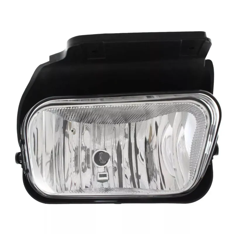 Right Side Fog lamp assy 2004 - 2006 CHEVROLET SILVERADO 1500 GM2593150 15791434 - REGULAR Hot Picks