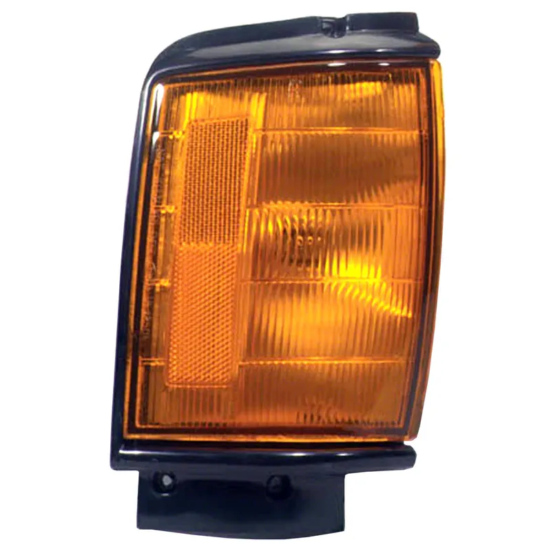 Right Side Parklamp assy 1984 - 1986 TOYOTA PICKUP TO2521158 8161089143 - REGULAR Seasonal Sale