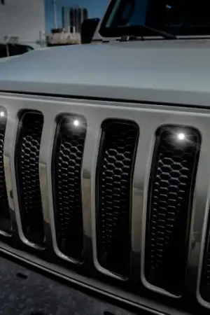 Professional Grade Oracle Pre-Runner Style LED Grille Kit for Jeep Gladiator JT - White