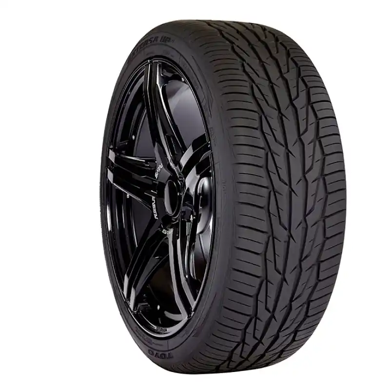 Fan Favorite Toyo Extensa HP II Tire - 315/35R17 102W