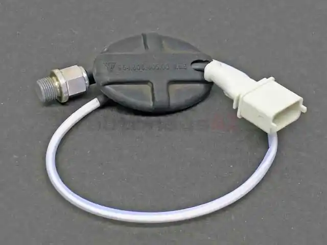 Bosch 0280130097 Cylinder Head Temperature Sensor - Porsche Premium
